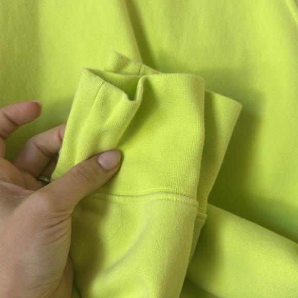 Lululemon crop hoodie - Picture 3 of 3